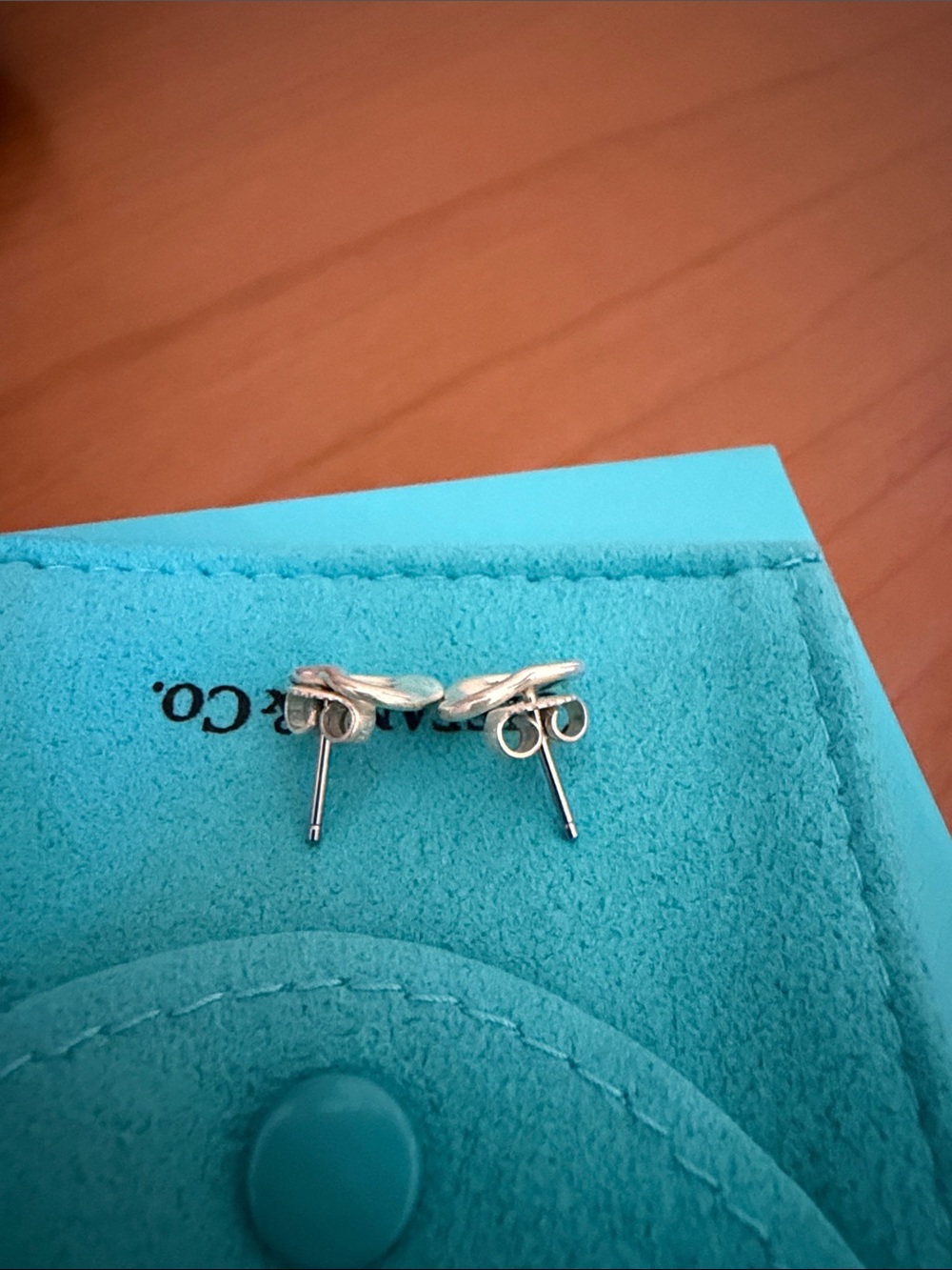 TIFFANY AND CO ELSA PERETTI OPEN HEART SILVER EARRINGS - Picture 2 of 5